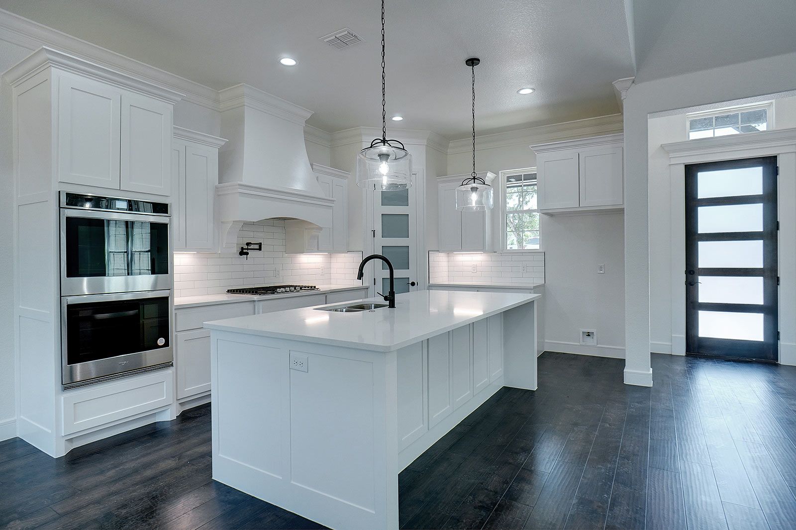 Kitchen remodeling by Living Stone Construction